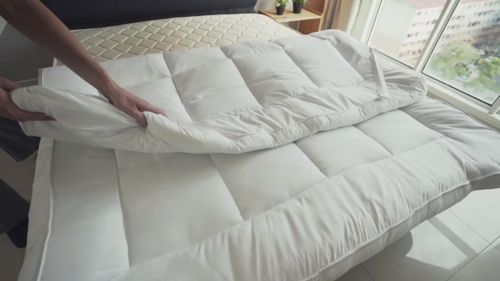 King Size Mattress Topper - Extra Thick 10cm Comfort (150 x 200cm)